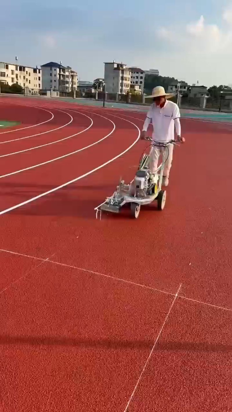 硅PU球场：运动场上的绿宝石